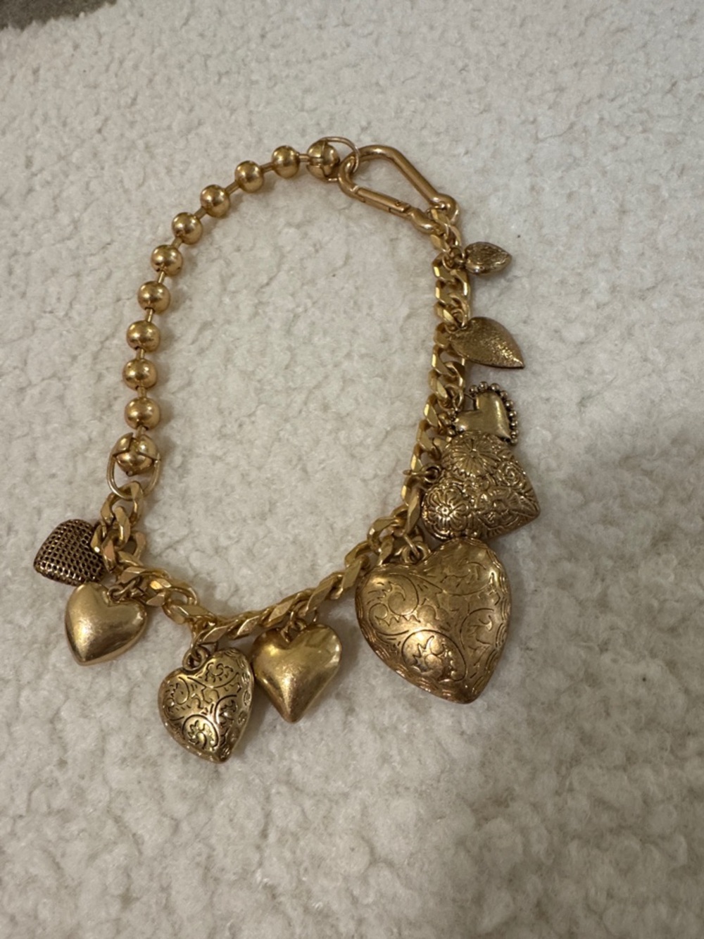 Gold Heart Charm Bracelet - Women's Fashion Jewelry